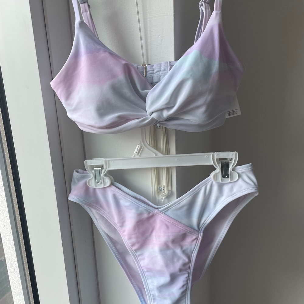 Cup she Bikini top and bottom